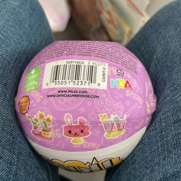 MGA Mini Verse Make it Mini Spring full set of 4 including rare daffodil set - Picture 4 of 16